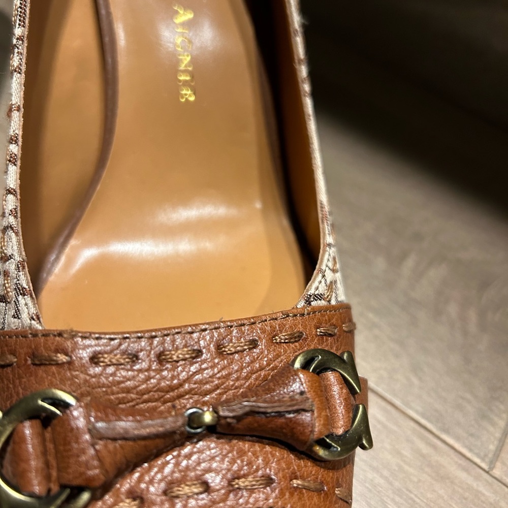 Vintage ETIENNE AIGNER POt MONOGRAM PEEP TOE PUMPS SIZE 7.5 - Picture 3 of 11